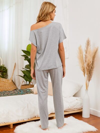 Round Neck Top and Pants Lounge Set - TRENDMELO