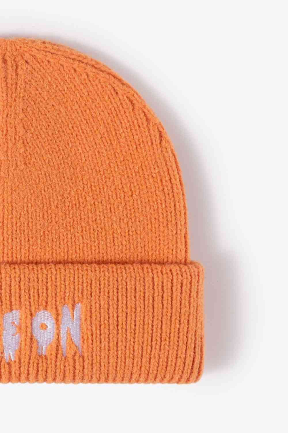 COME ON Embroidered Cuff Knit Beanie - TRENDMELO