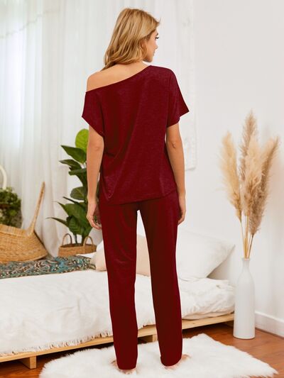 Round Neck Top and Pants Lounge Set - TRENDMELO