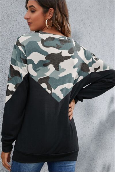 Camouflage Round Neck Long Sleeve Sweatshirt - TRENDMELO